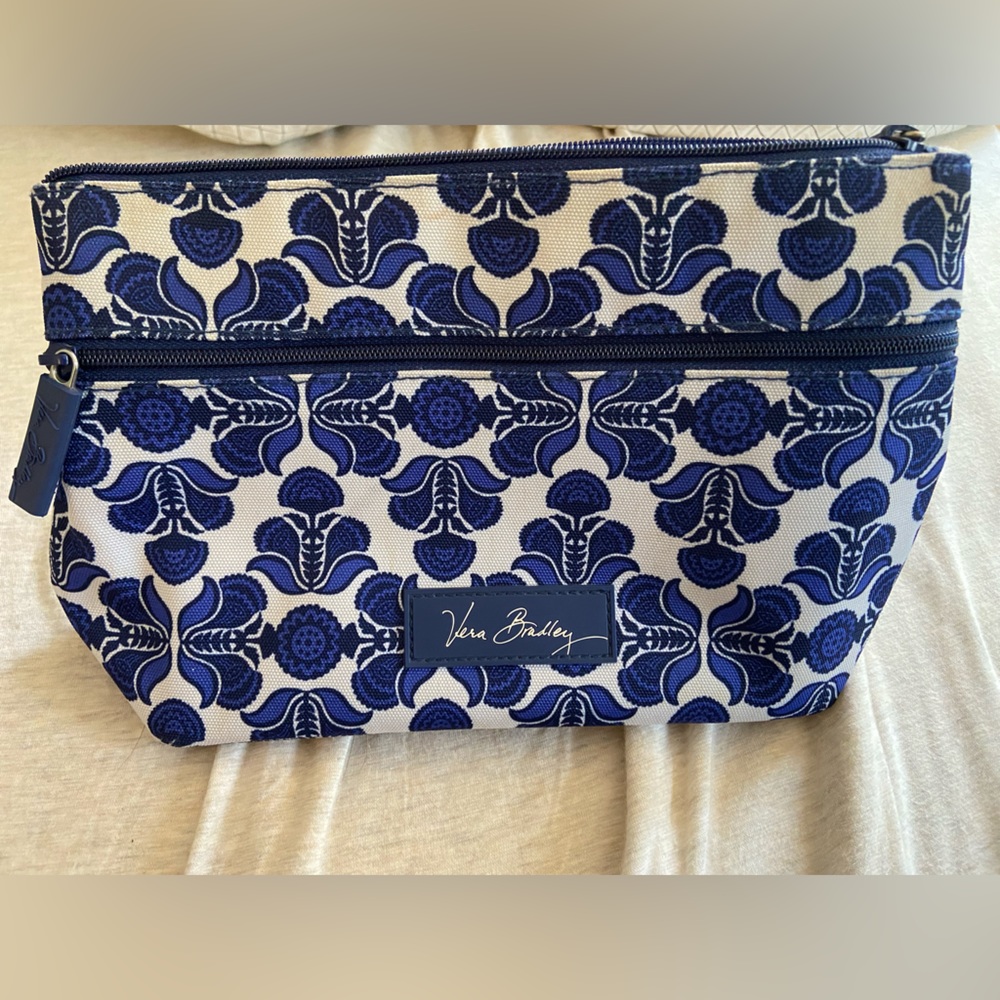 VINTAGE - Vera Bradley cosmetic bag - retired pattern